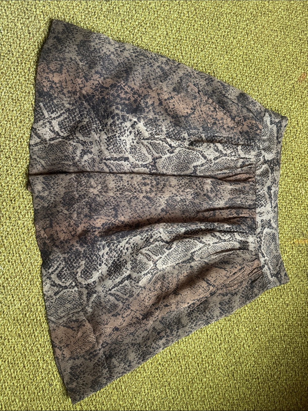 Banana Republic Snake Skin Print Skirt SZ 4